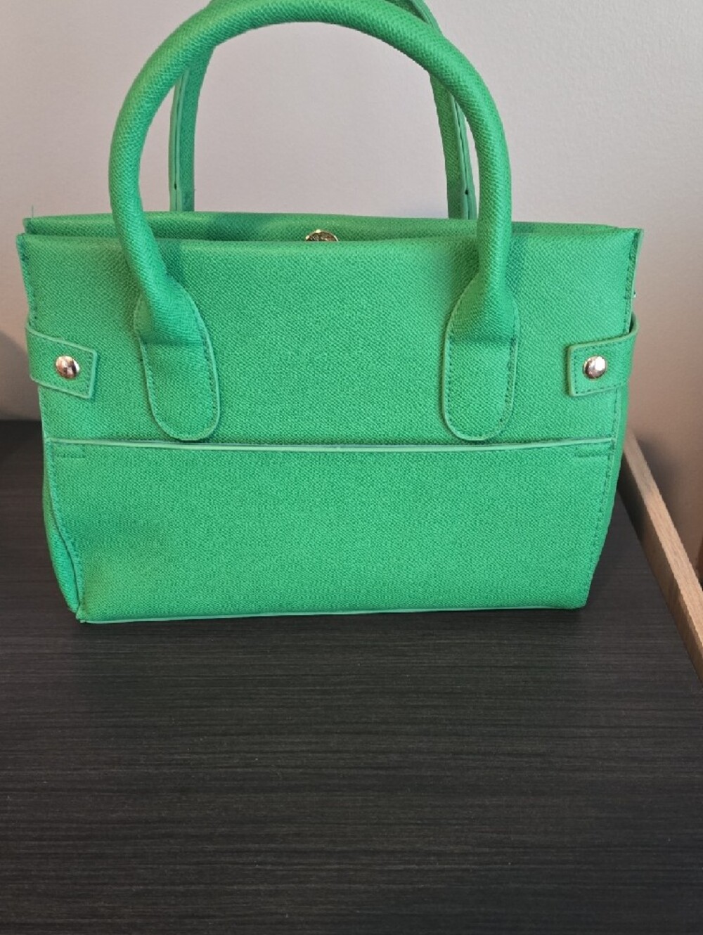 bebe Vibrant Green Top-Handle Satchel NEW - Picture 2 of 8